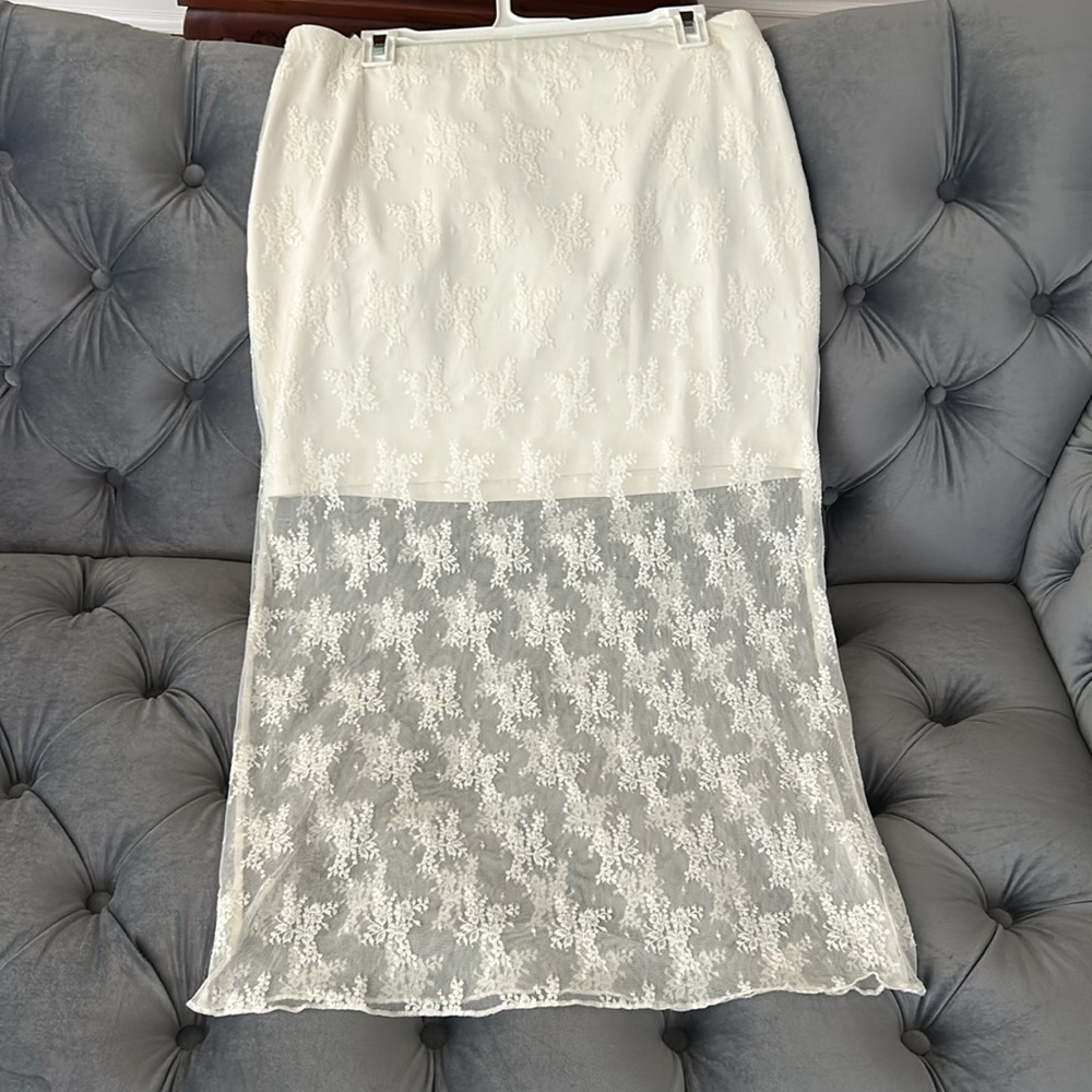 Abercrombie & Fitch NWT!!!!!l Lace midi skirt - Picture 8 of 11